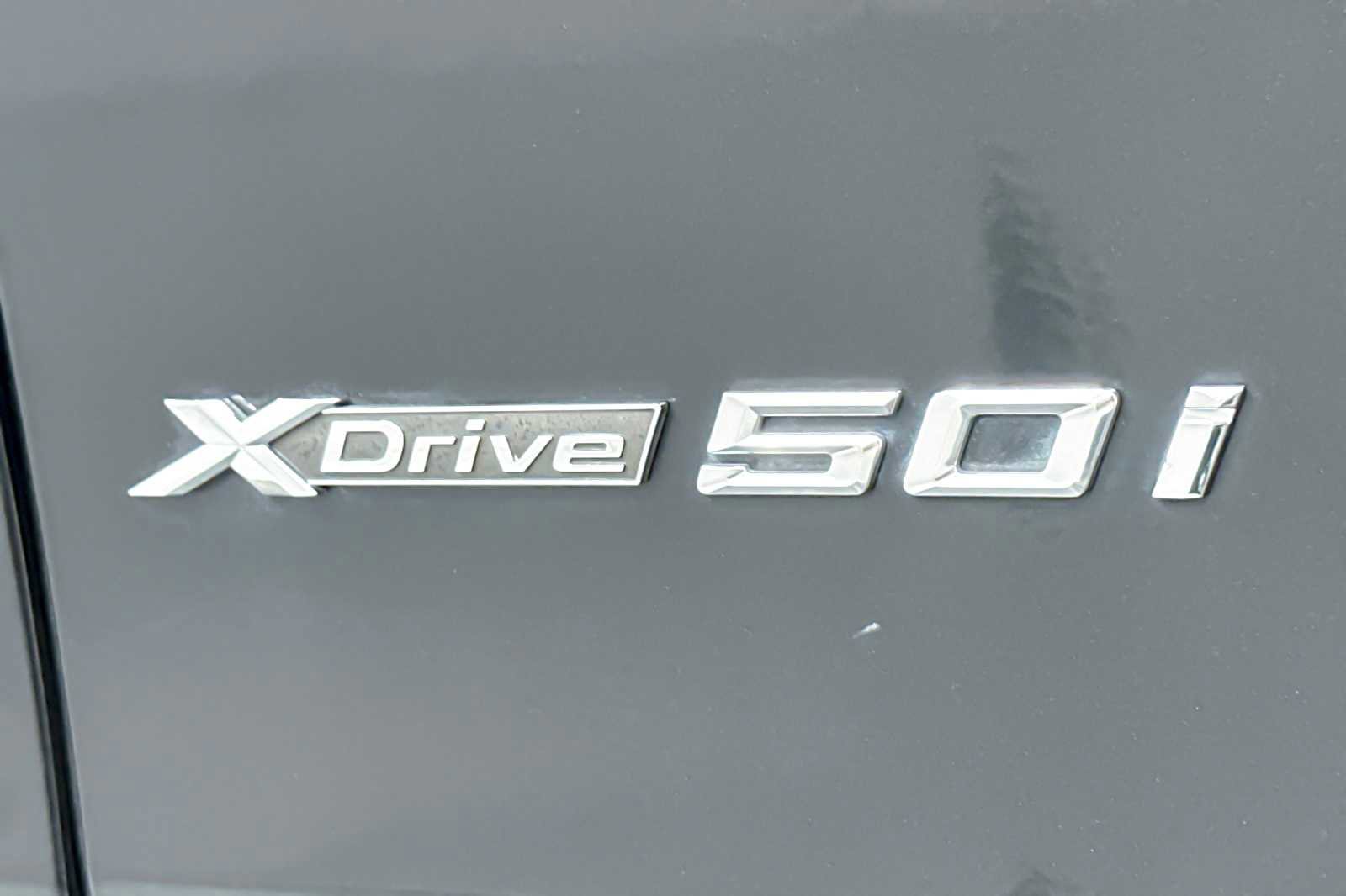 Used 2019 BMW X6 xDrive50i w/ M Sport Package image 28