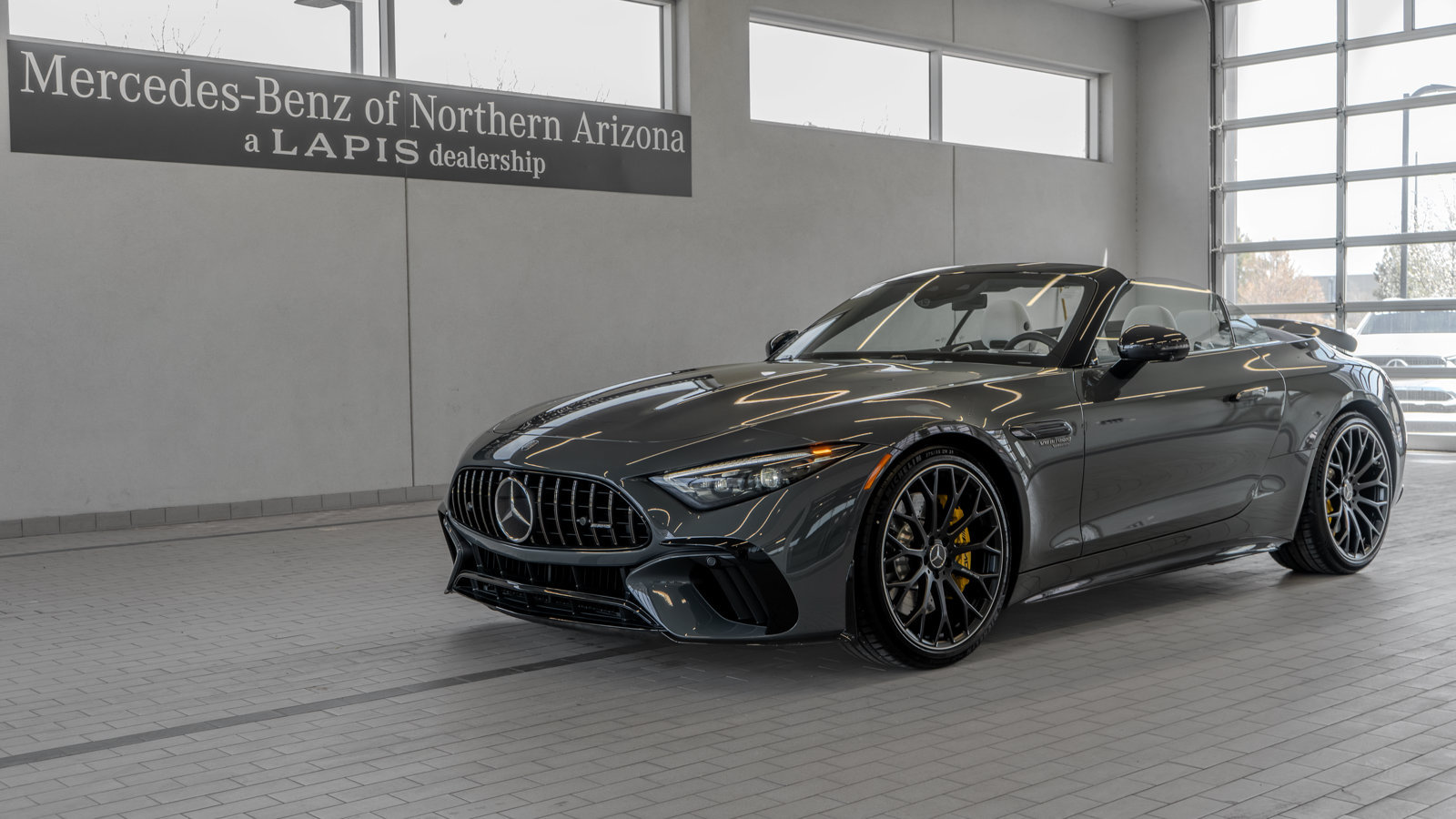 Used 2026 Mercedes-Benz SL 63 AMG 4MATIC image 4