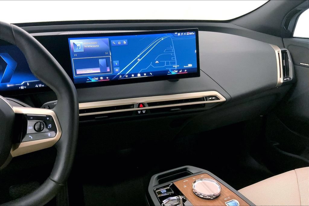 Certified 2024 BMW iX xDrive50 w/ Premium Package AWD/4WD image 5