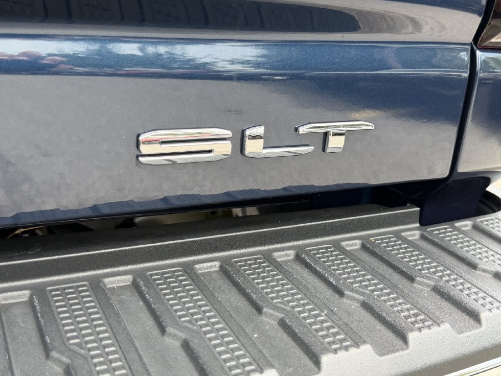 Used 2023 GMC Sierra 2500 SLT AWD/4WD image 14