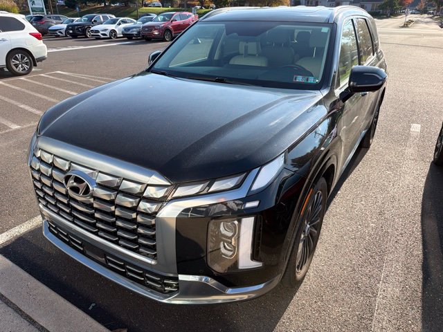 Used 2024 Hyundai Palisade Calligraphy AWD/4WD image 2