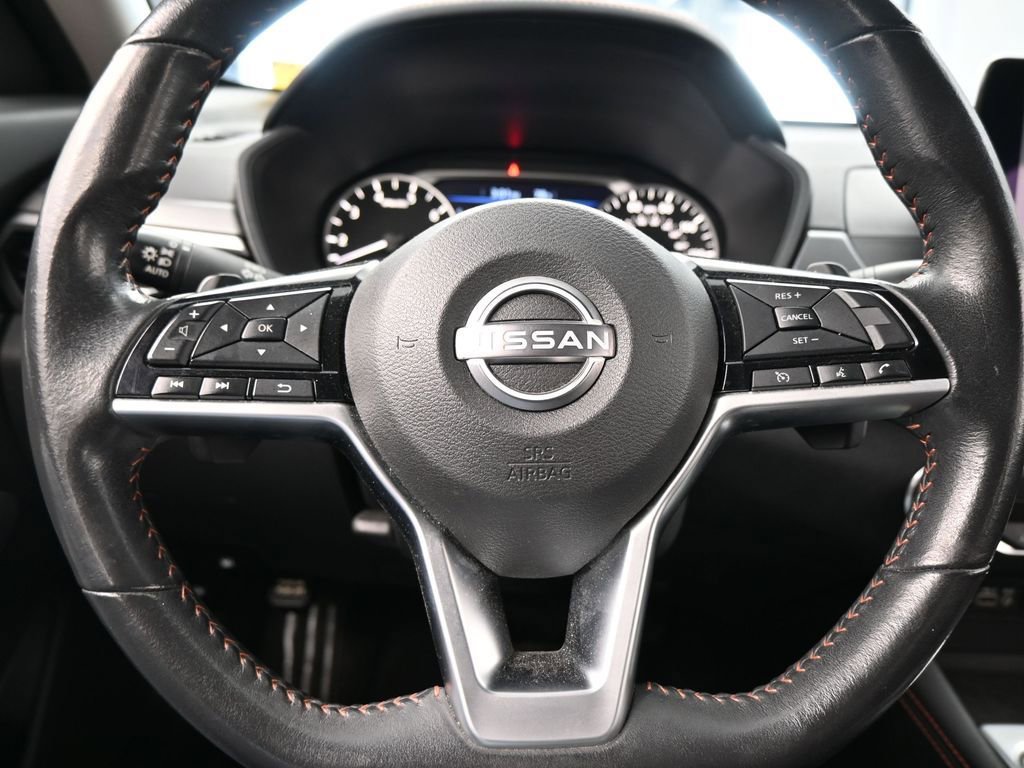 Used 2024 Nissan Altima 2.5 SR image 24