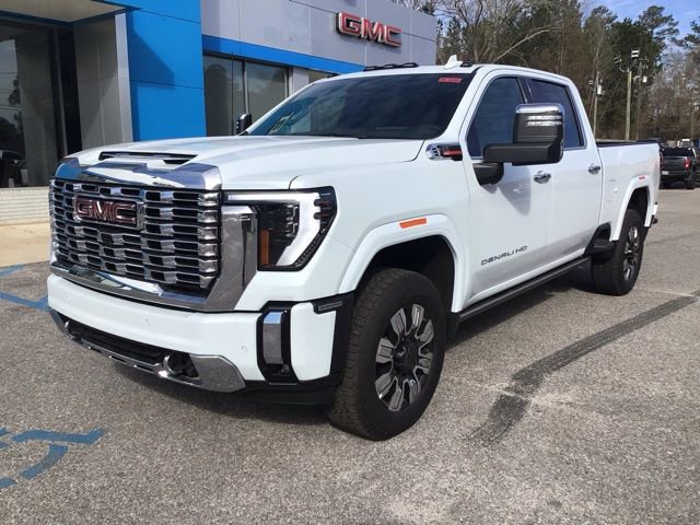 New 2026 GMC Sierra 3500 Denali w/ Denali Reserve Package image 2
