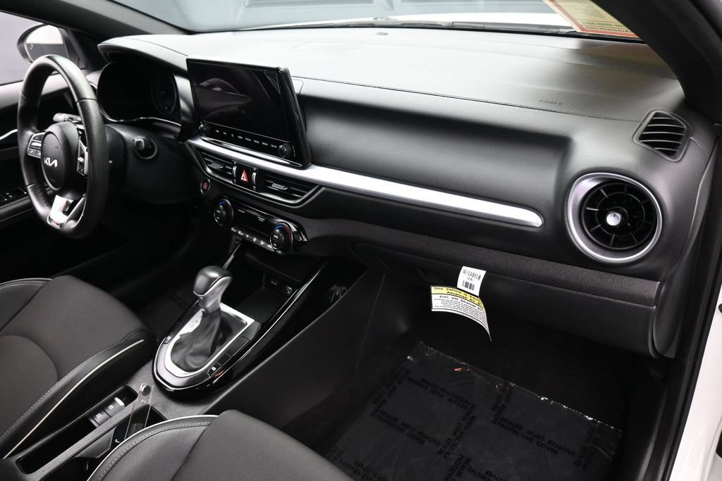 Used 2022 Kia Forte GT-Line w/ GT-Line Technology Package FWD image 39
