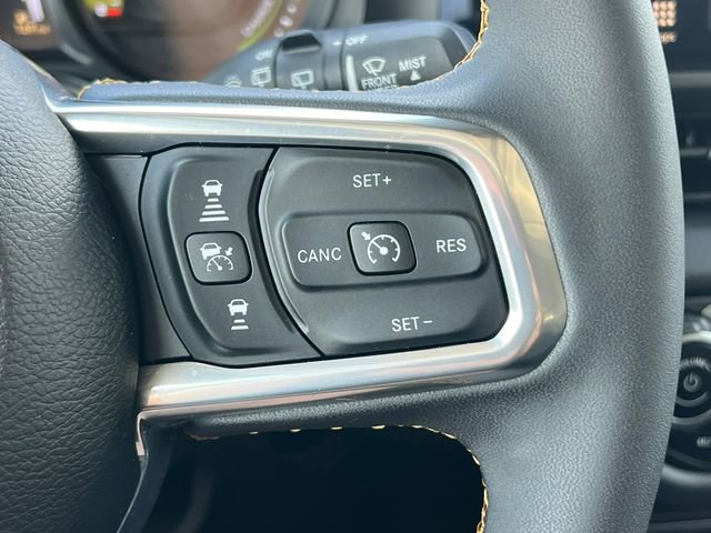Used 2024 Jeep Wrangler Unlimited Sahara AWD/4WD image 22
