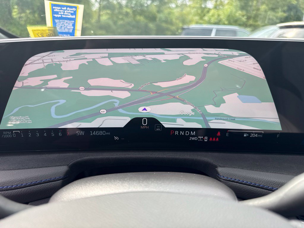 Used 2025 Cadillac XT4 Sport AWD/4WD image 28