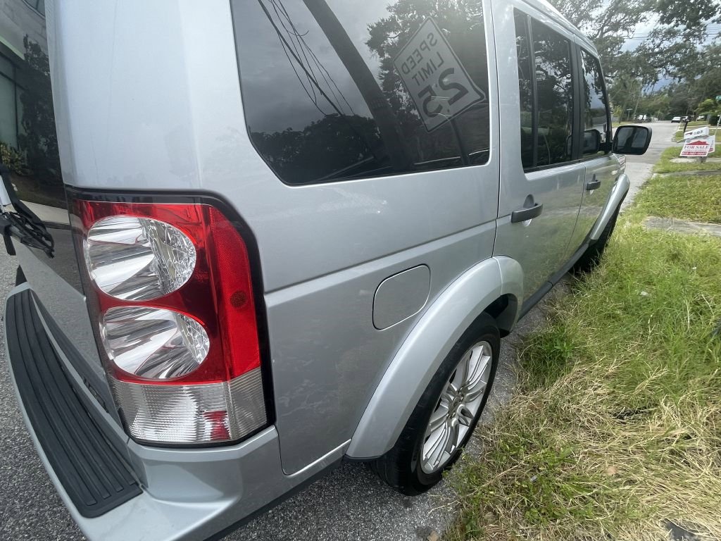 Used 2011 Land Rover LR4 HSE AWD/4WD image 18