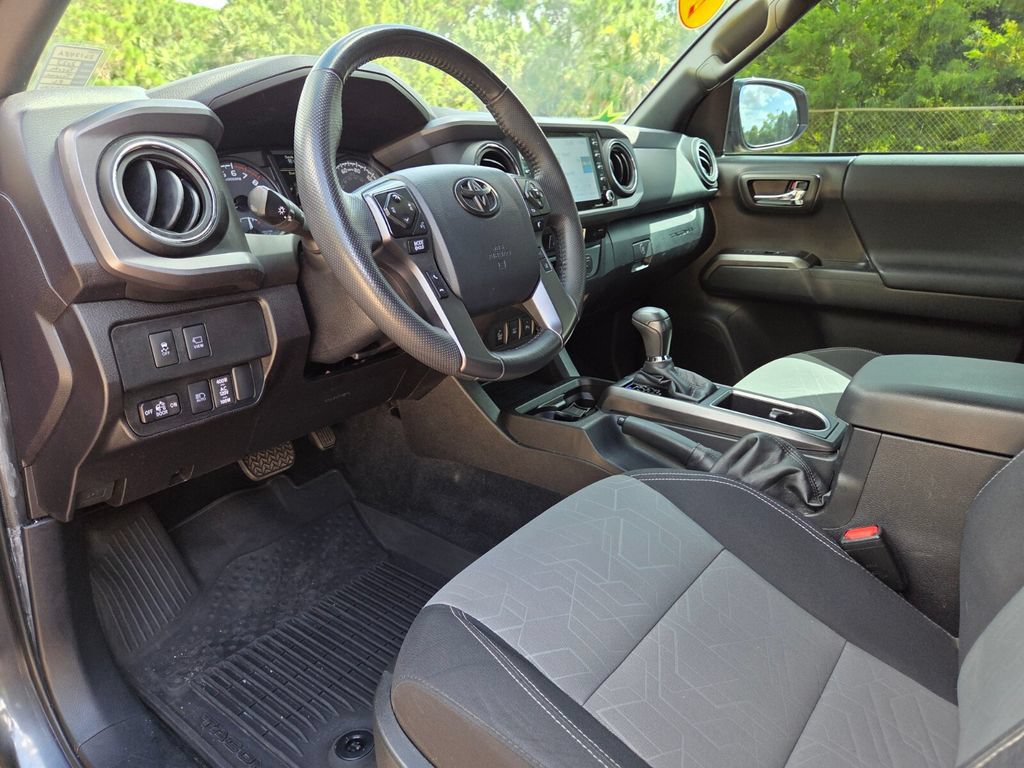 Used 2023 Toyota Tacoma TRD Sport w/ Advanced Technology Package AWD/4WD image 25