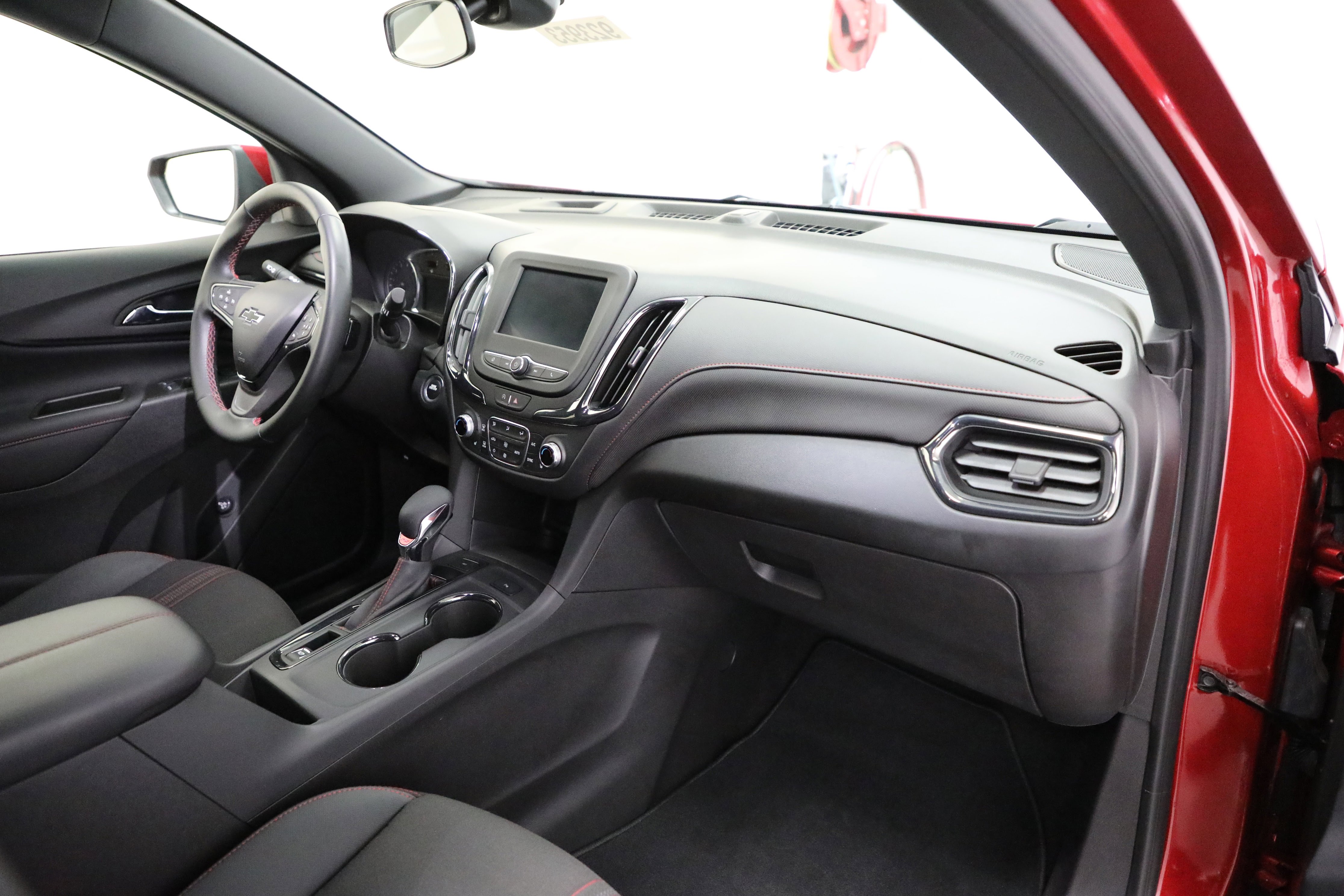 Used 2023 Chevrolet Equinox RS w/ LPO, Floor Liner Package image 14