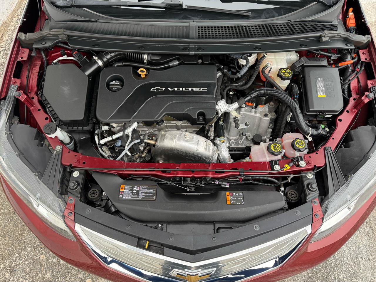 Used 2017 Chevrolet Volt LT w/ Comfort Package FWD image 17