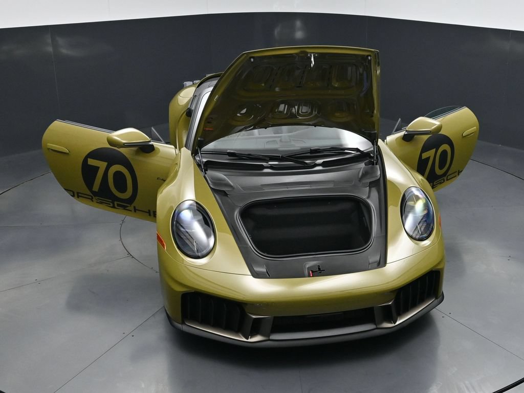 Certified 2026 Porsche 911 GTS RWD image 37