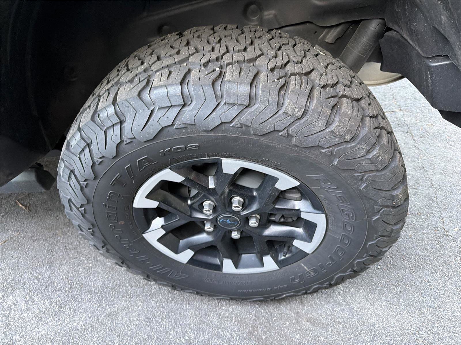 Used 2025 Jeep Wrangler Unlimited Rubicon 4xe w/ Safety Group AWD/4WD image 11
