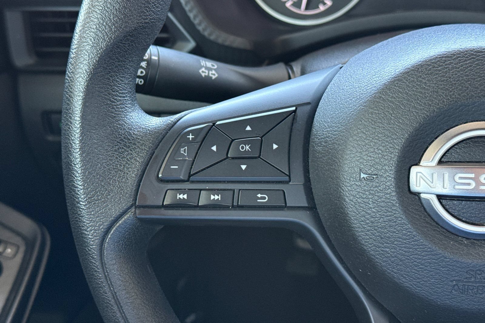 Used 2024 Nissan Sentra S FWD image 31