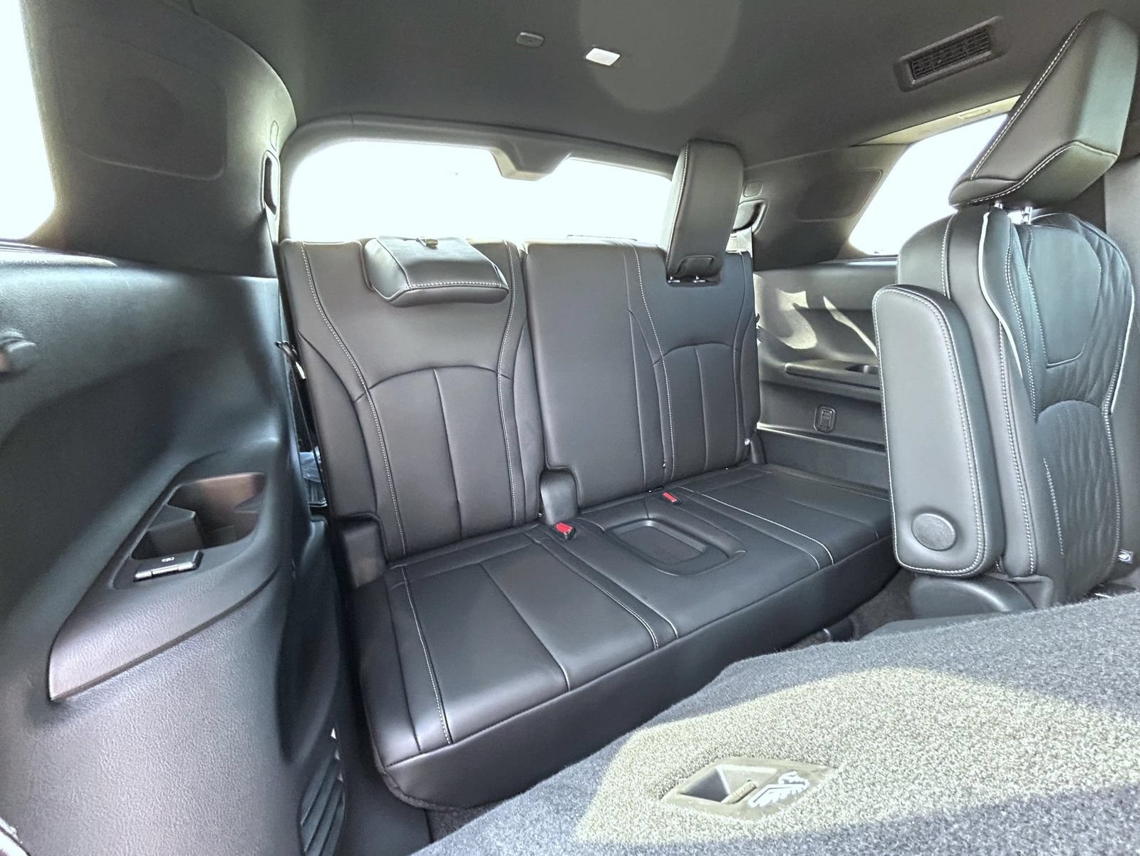 New 2027 INFINITI QX60 Autograph w/ Dark Cargo Package AWD/4WD image 19
