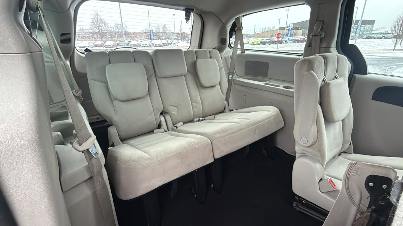 Used 2015 Dodge Grand Caravan American Value Package w/ UConnect Hands-Free Group image 21