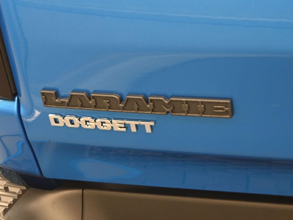 New 2026 RAM 1500 Laramie w/ Night Edition AWD/4WD image 24