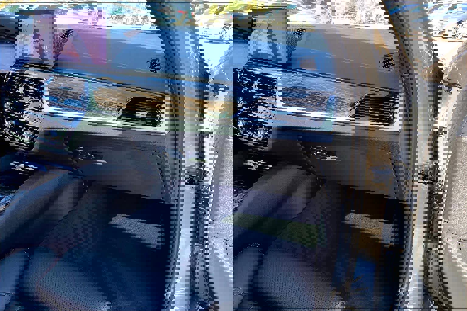 Used 2023 BMW 530i w/ Premium Package image 19