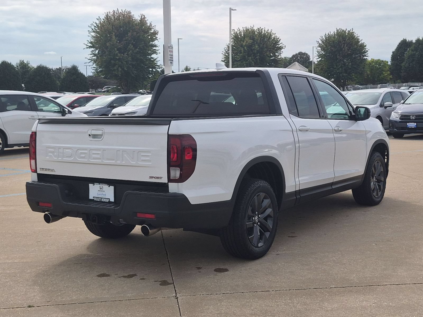 Certified 2024 Honda Ridgeline Sport image 6