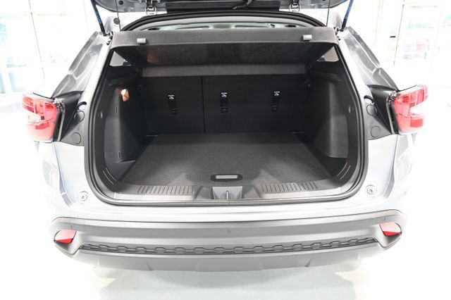 New 2026 Chevrolet Trax LT w/ Sunroof Package FWD image 27