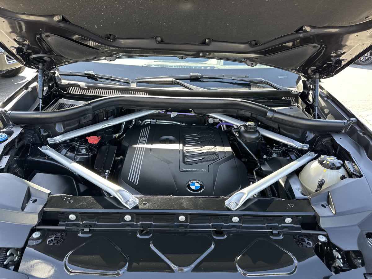 Used 2023 BMW X5 xDrive40i w/ Premium Package image 27