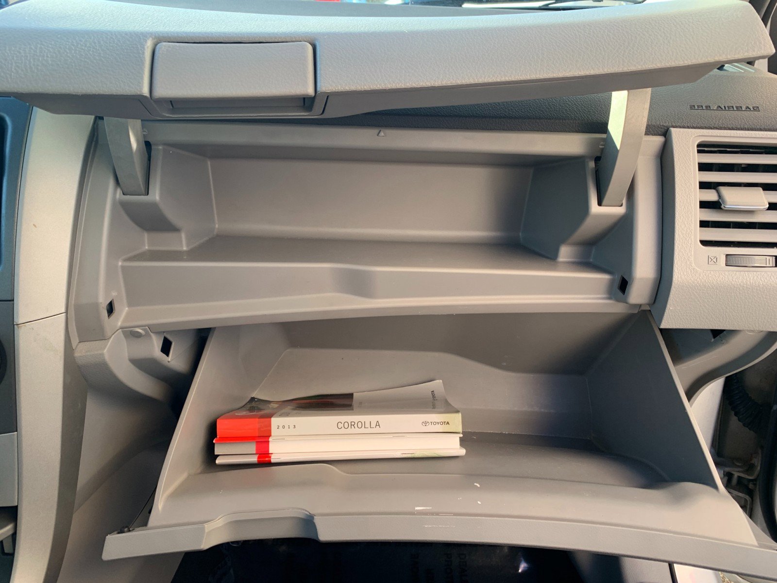 Used 2013 Toyota Corolla LE image 30