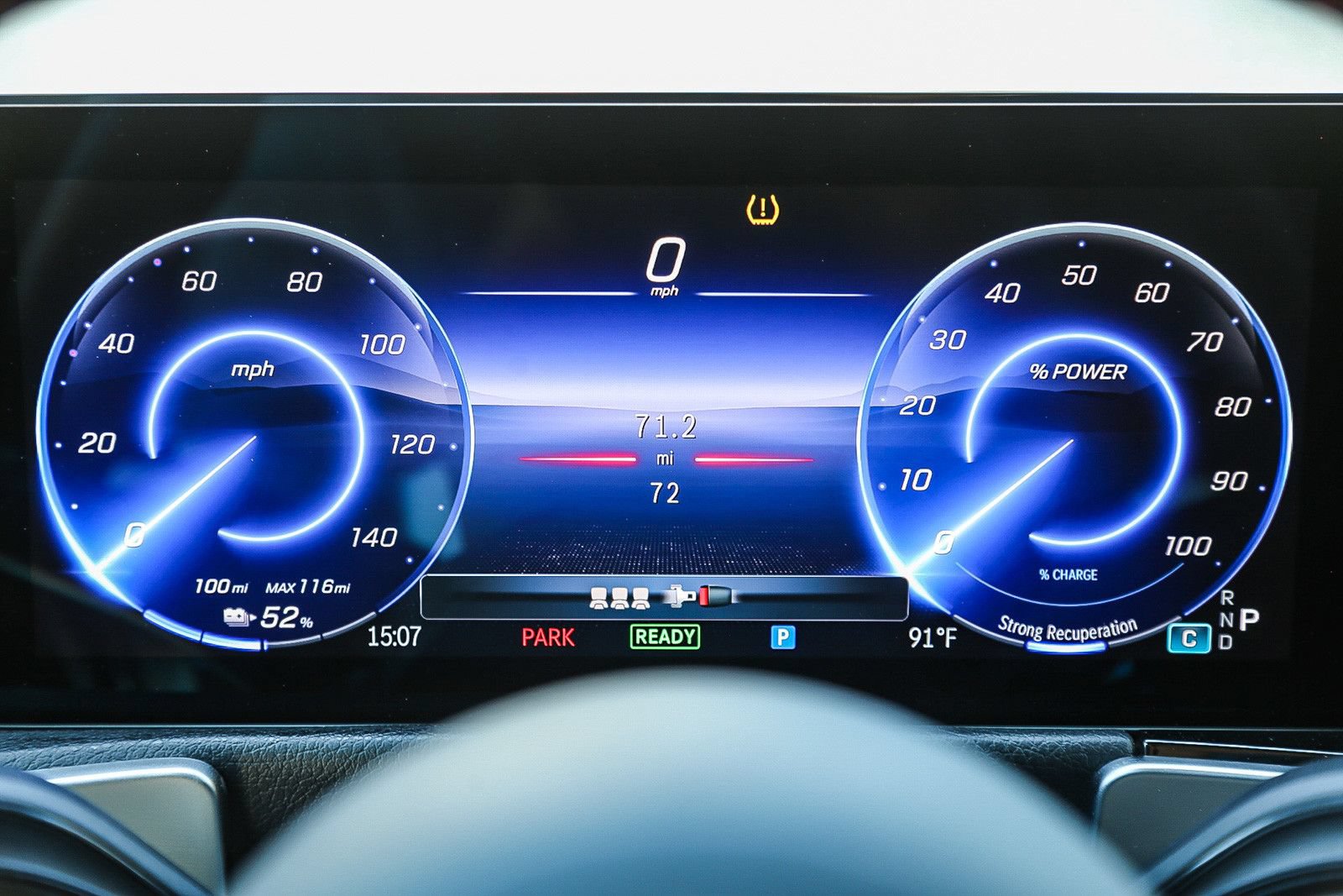 Used 2024 Mercedes-Benz EQB 300 4MATIC image 21