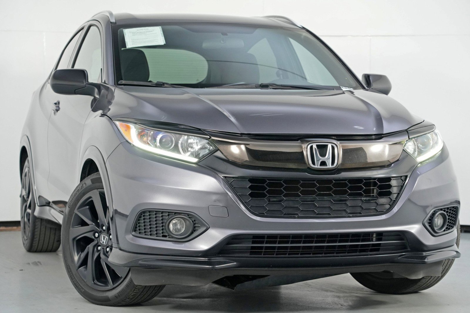 Used 2022 Honda HR-V Sport image 2