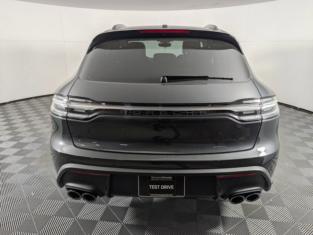 Certified 2026 Porsche Macan AWD/4WD image 6