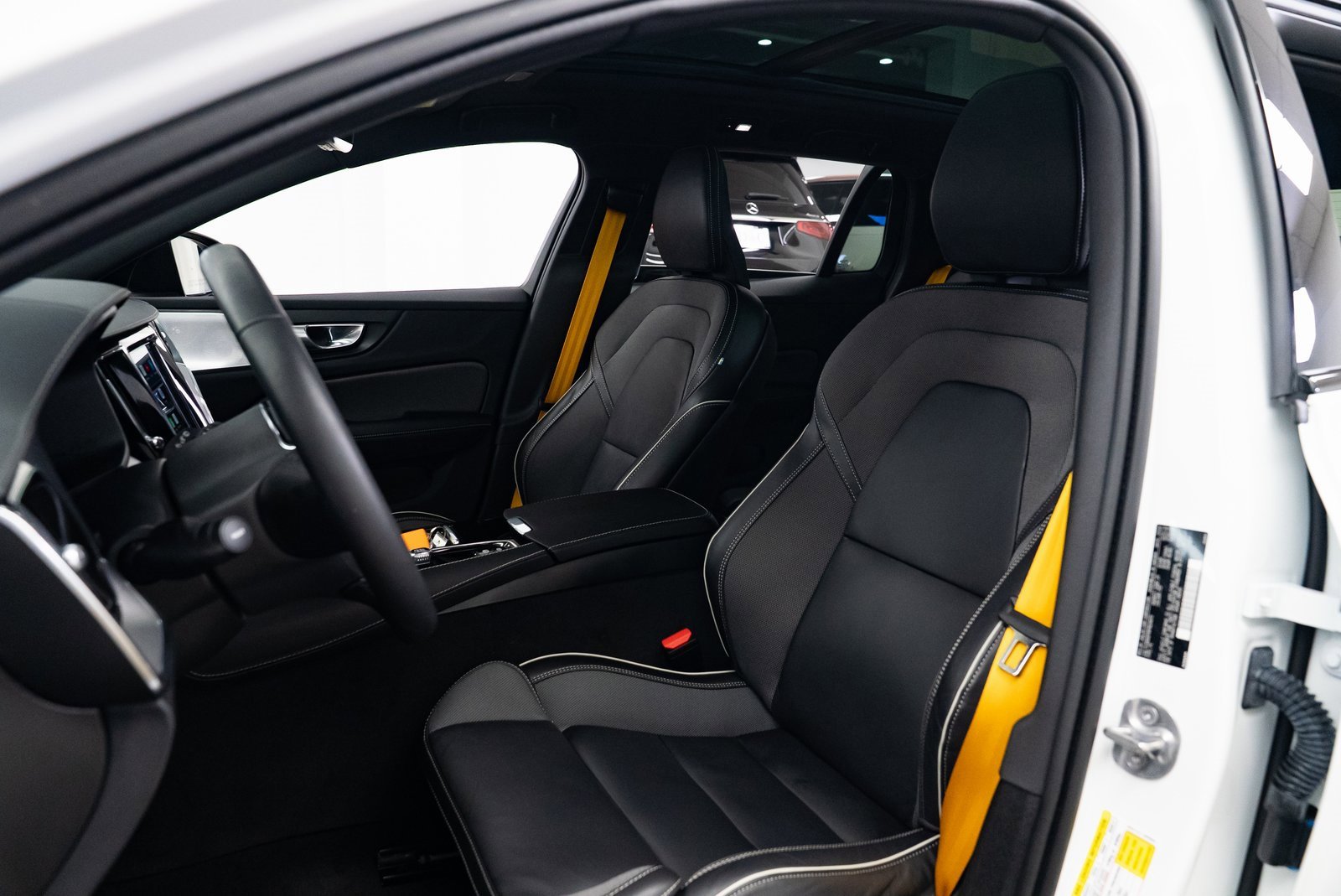 Used 2024 Volvo V60 T8 Polestar image 19