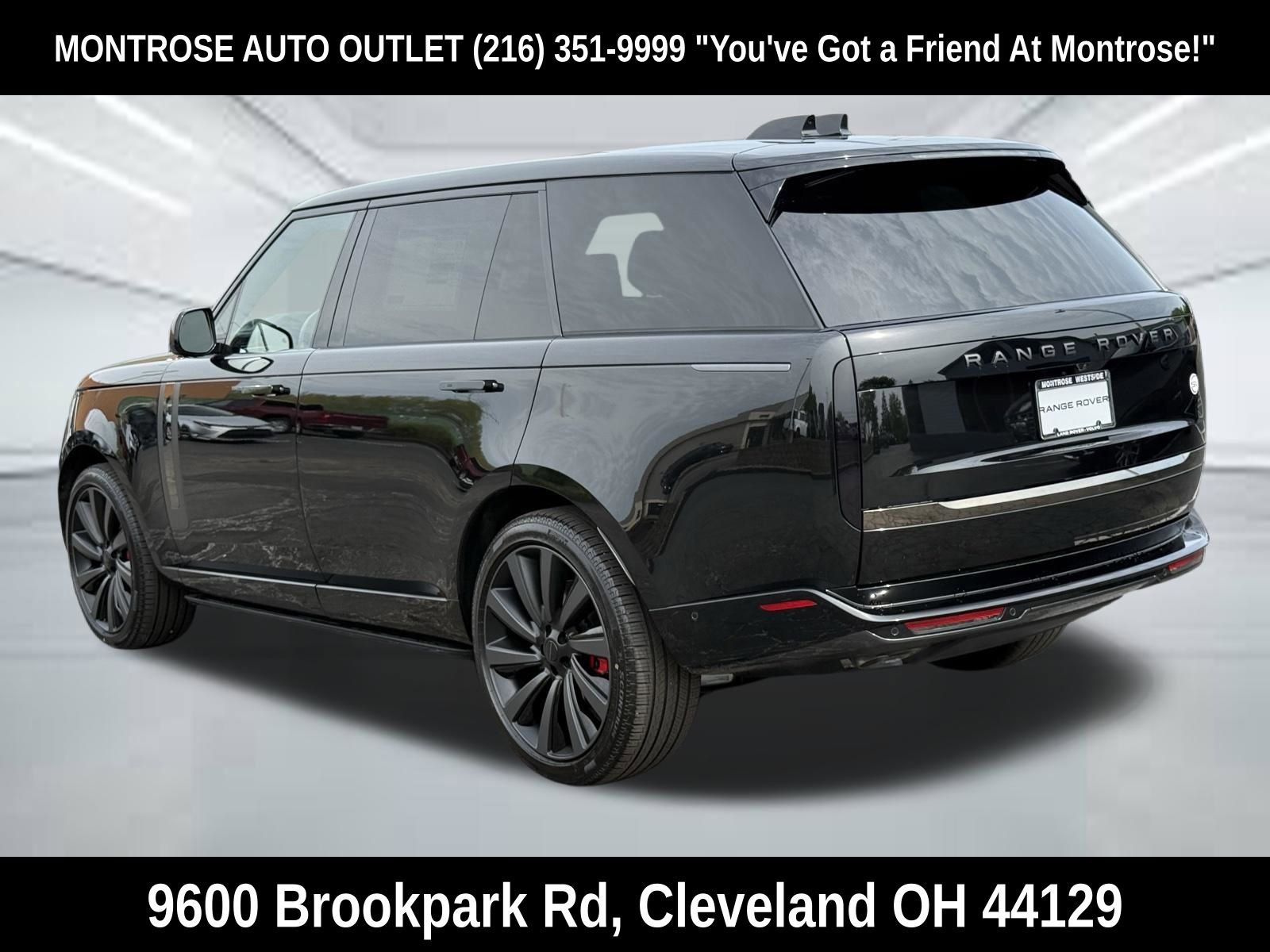 New 2026 Land Rover Range Rover SV AWD/4WD image 3