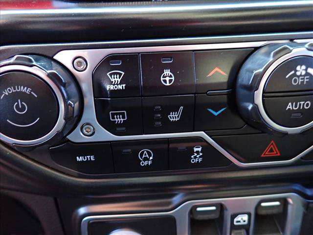 Used 2021 Jeep Gladiator Rubicon w/ Cold Weather Group AWD/4WD image 18