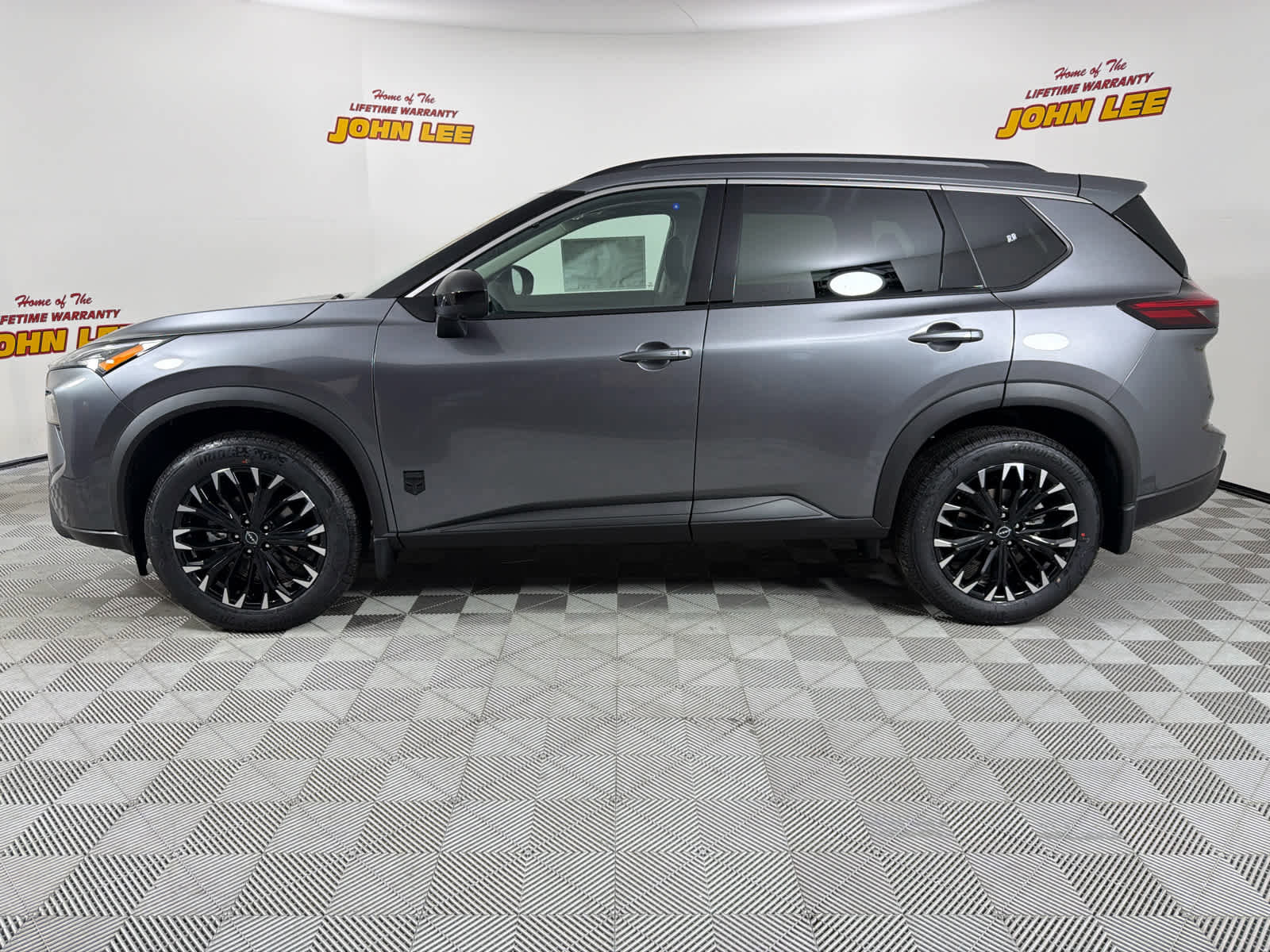 New 2026 Nissan Rogue SV image 2