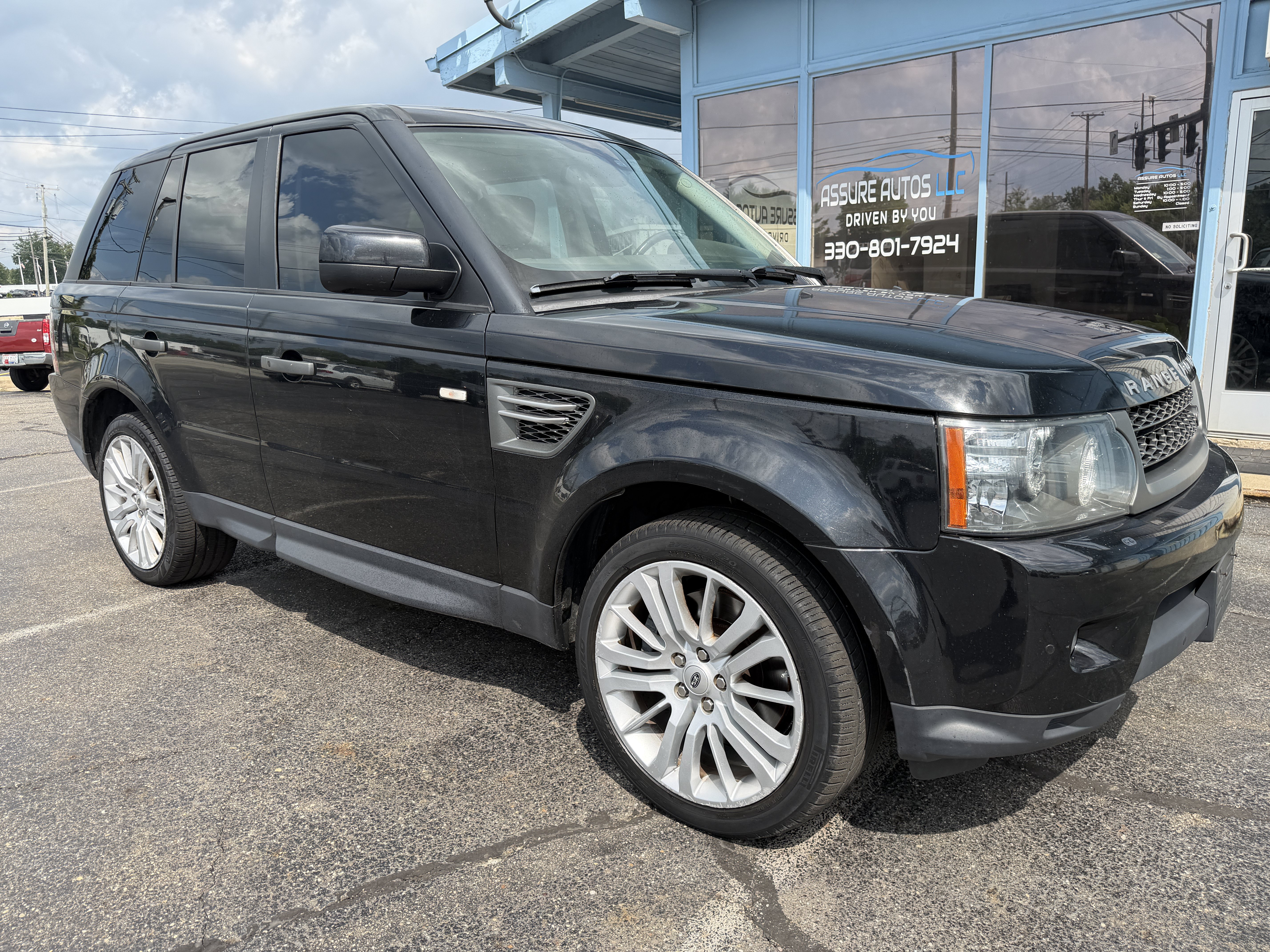 Used 2011 Land Rover Range Rover Sport HSE LUX AWD/4WD image 7