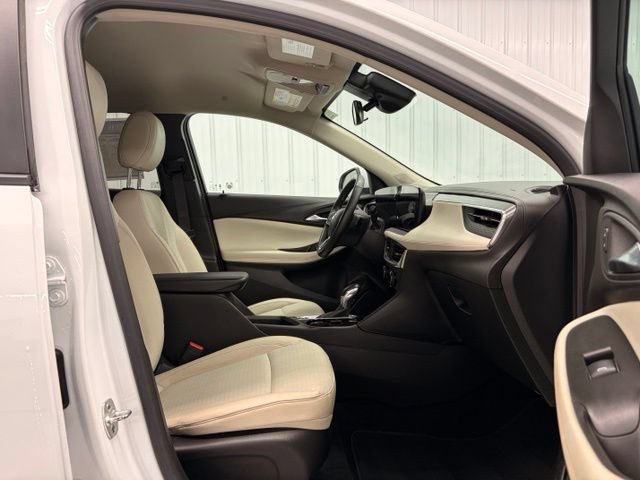 Used 2024 Buick Encore GX Preferred AWD/4WD image 11