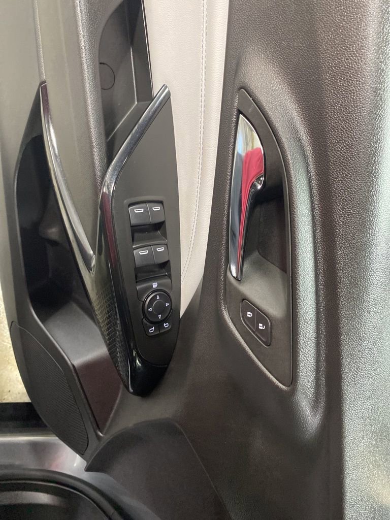 Certified 2025 Chevrolet Trax LT w/ LT Convenience Package image 19