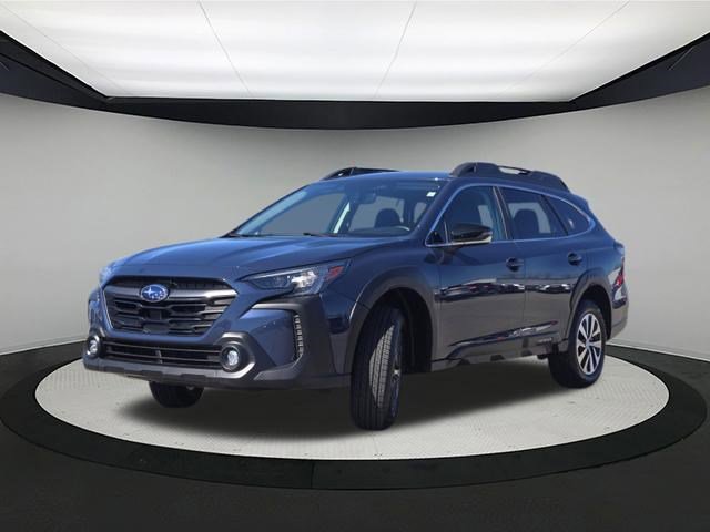 Certified 2025 Subaru Outback Premium w/ Popular Package #1A image 3