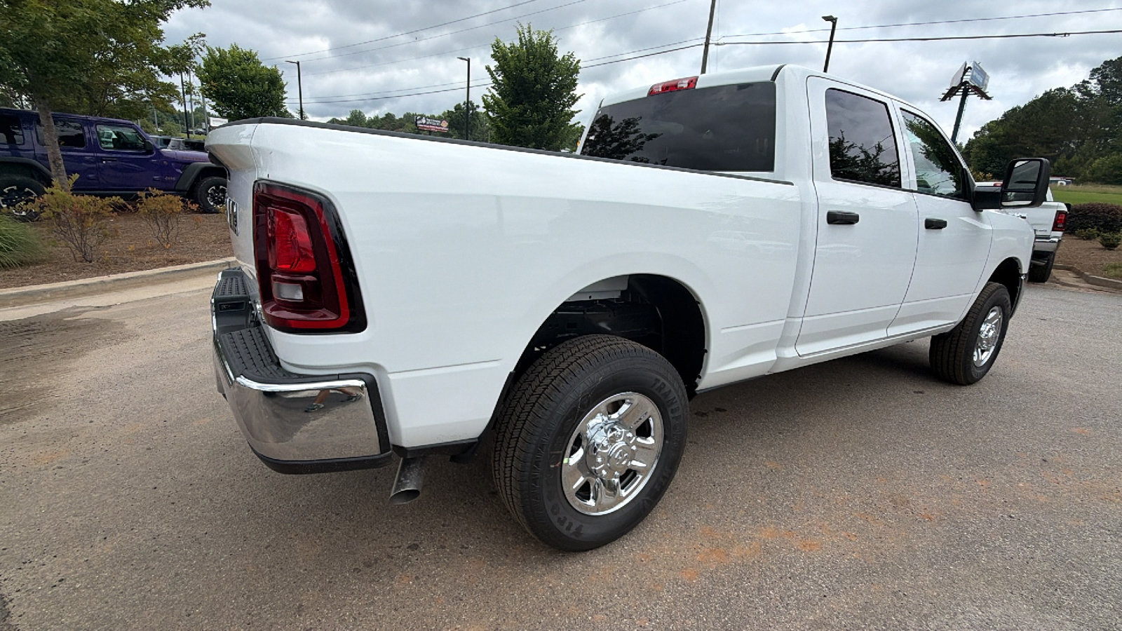 New 2026 RAM 2500 Tradesman w/ Chrome Appearance Group AWD/4WD image 8