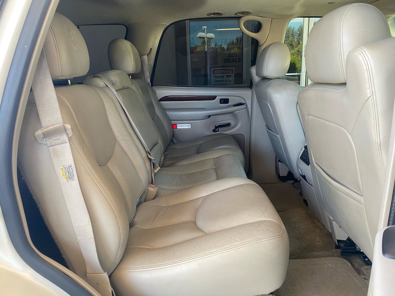 Used 2003 Cadillac Escalade 2WD image 30