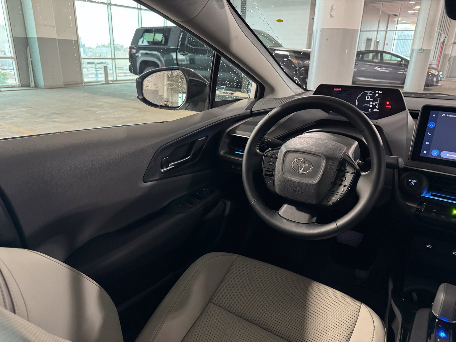 Used 2025 Toyota Prius XLE AWD/4WD image 34