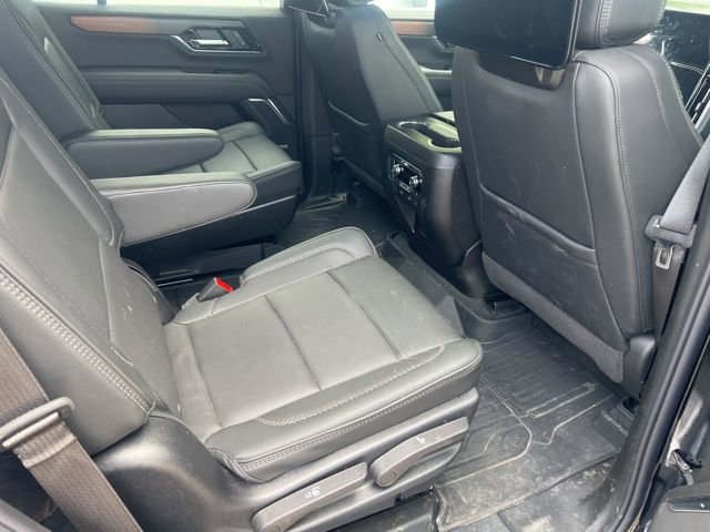Used 2026 GMC Yukon Denali w/ Advanced Technology Package AWD/4WD image 19