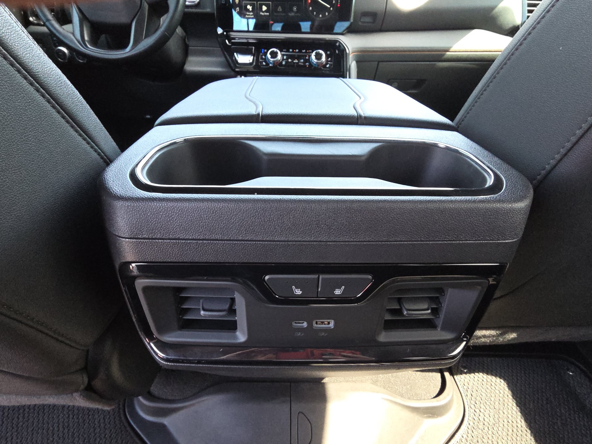 Used 2024 GMC Sierra 1500 AT4 w/ Technology Package AWD/4WD image 33