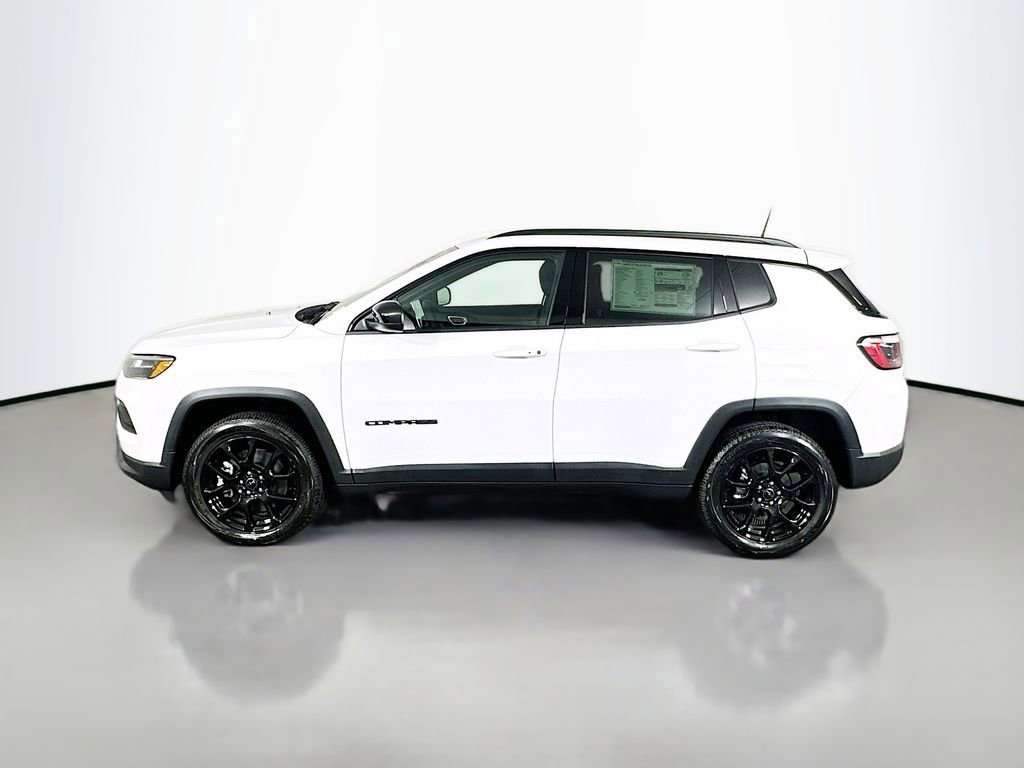 New 2026 Jeep Compass Latitude image 4