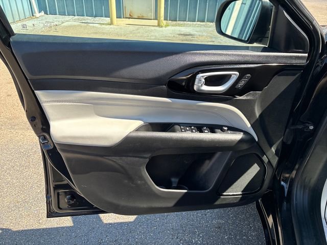 Used 2023 Jeep Compass Limited w/ Elite Group image 15