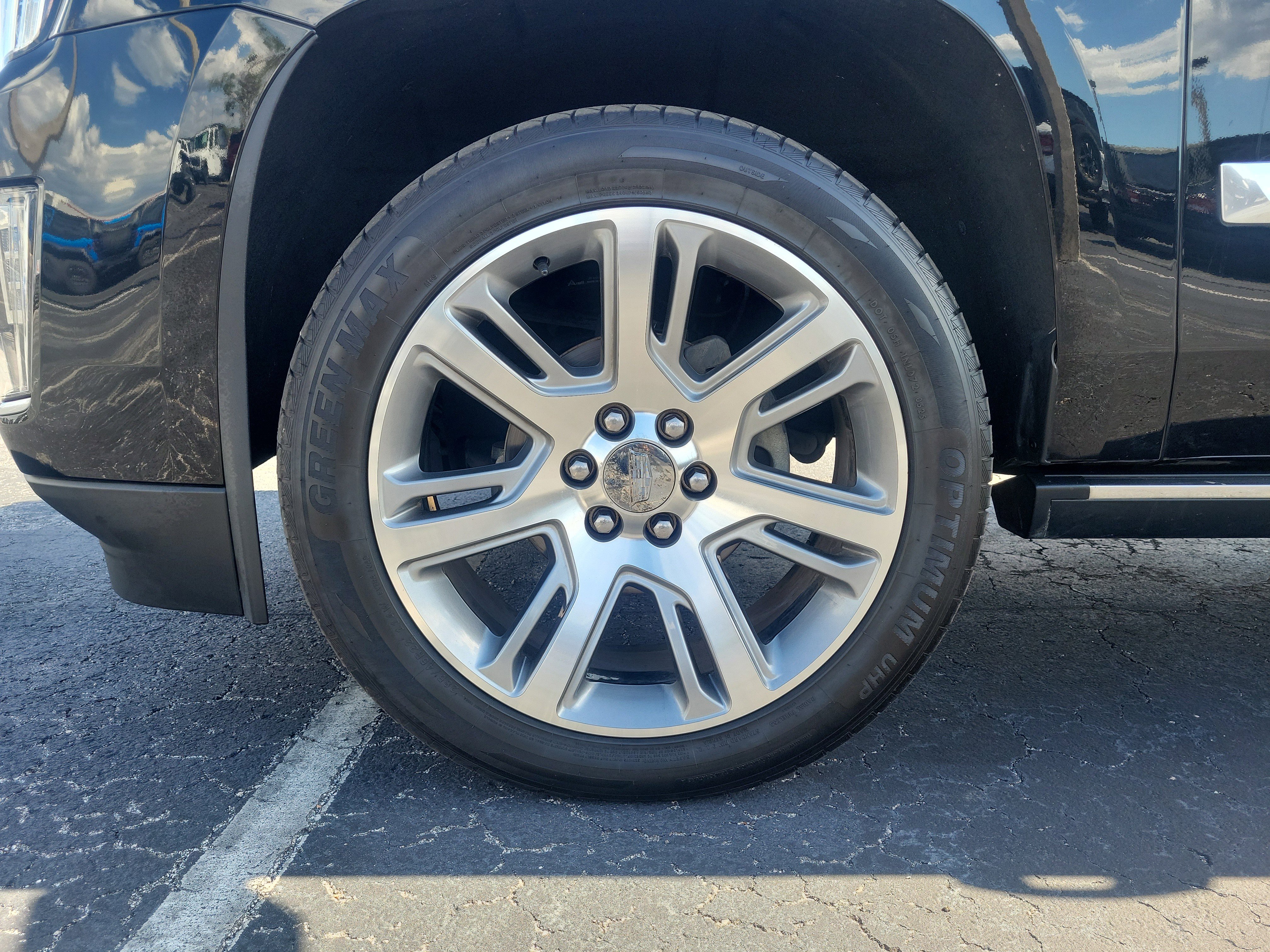 Used 2016 Cadillac Escalade Premium AWD/4WD image 8