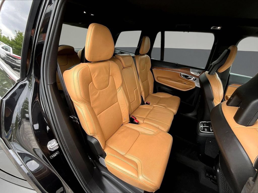 Used 2017 Volvo XC90 T6 Inscription w/ Vision Package AWD/4WD image 29