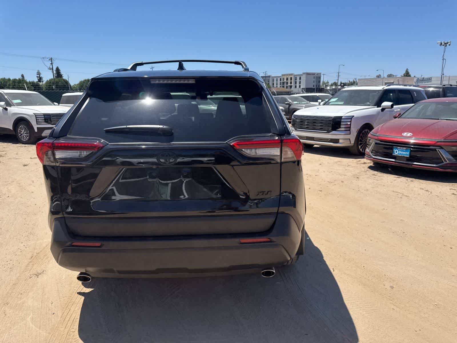 Used 2024 Toyota RAV4 XLE w/ Convenience Package FWD image 6