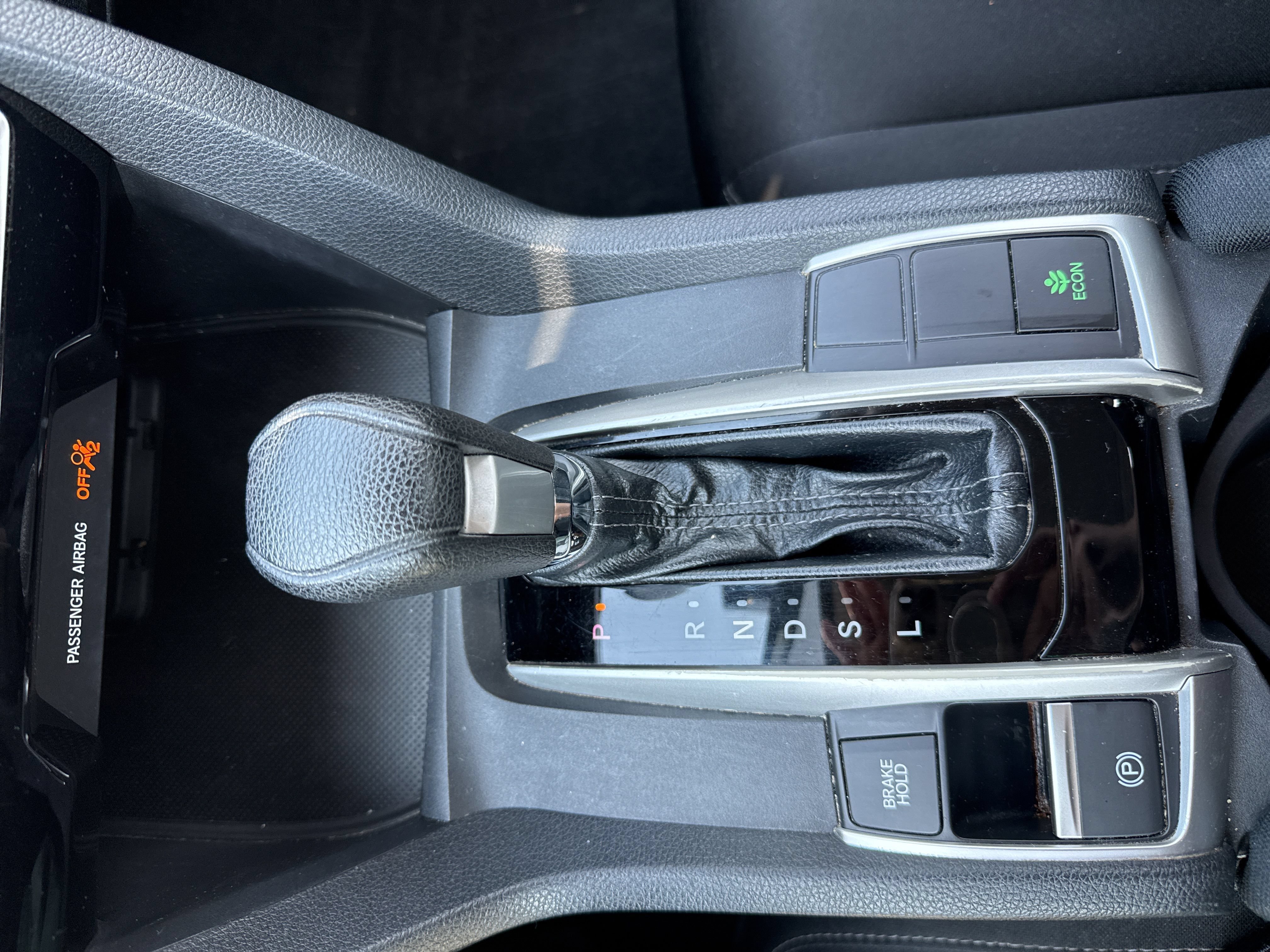 Used 2018 Honda Civic EX image 4