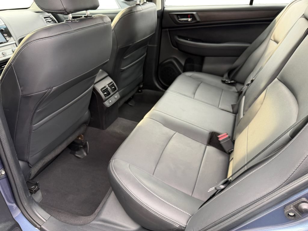 Used 2016 Subaru Legacy 3.6R Limited AWD/4WD image 10