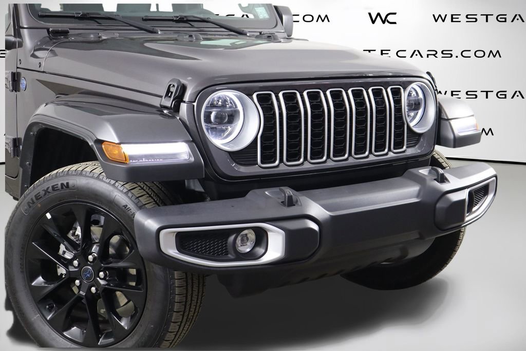 Used 2025 Jeep Wrangler Unlimited Sahara w/ Safety Group image 47