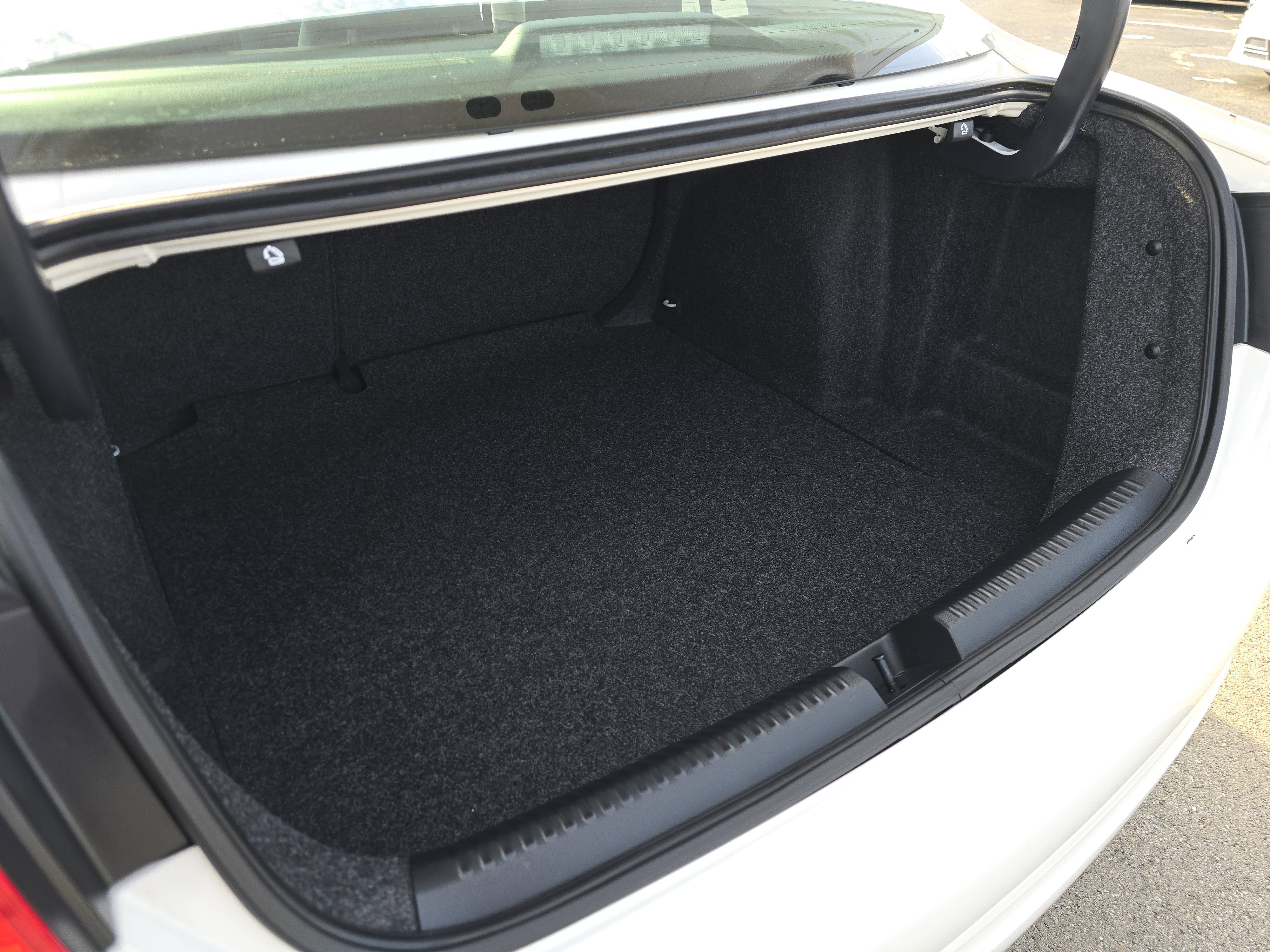 Used 2013 Volkswagen Jetta S image 11